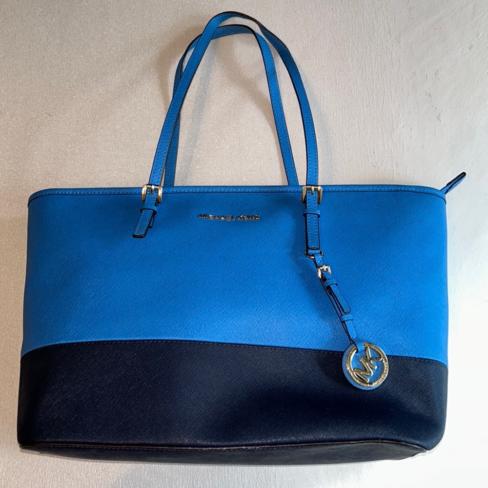 Michael Kors tote